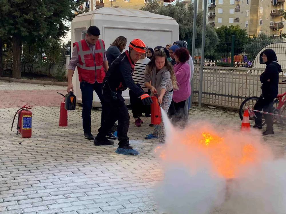 Öğrenci yurdunda yangın tatbikatı 