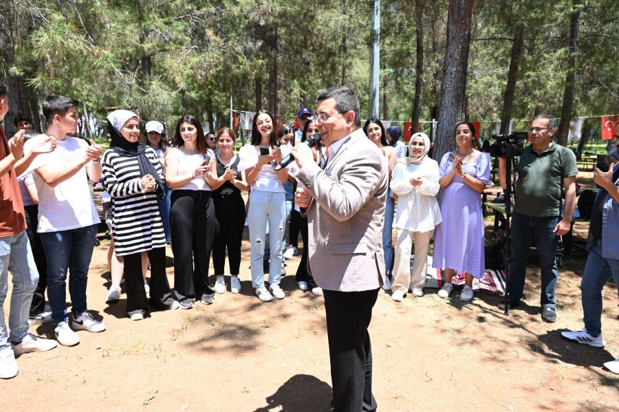 Kepez’den YKS öğrencilerine moral pikniği 