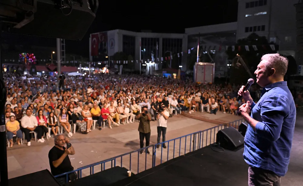 Türküler Neşet Ertaş için söylendi