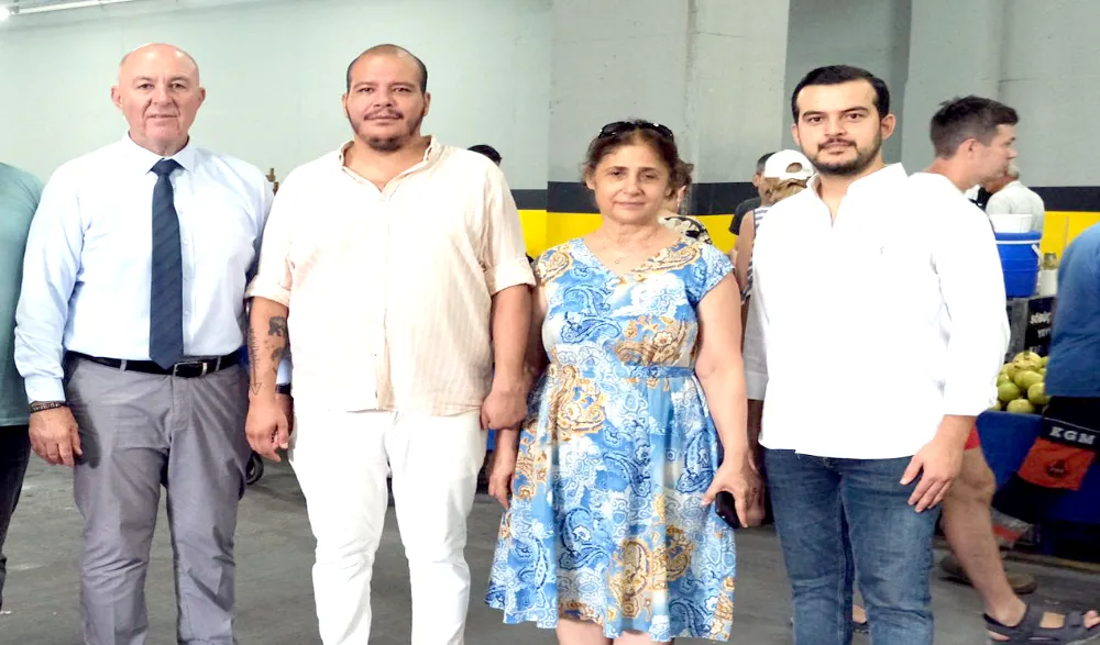 Alanya CHP Pazarıcı esnafını dinledi