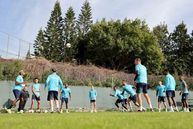 Alanyaspor, Hatayspor maçının hazırlıklarını tamamladı
