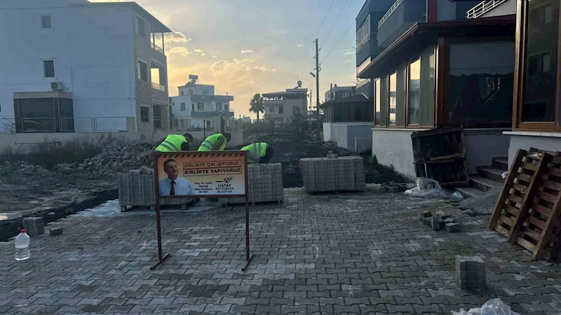 Hatay’da il genelinde yol çalışmaları sürüyor
