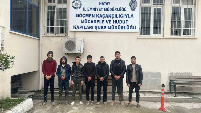 Yurda kaçak yollarla giren göçmen şahıslar polis ekipleri tarafından yakalandı
