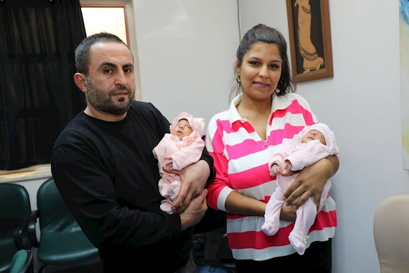 İkizden ikize transfüzyon sendromu tanısı konulan anne karnındaki ikiz bebeklere operasyon
