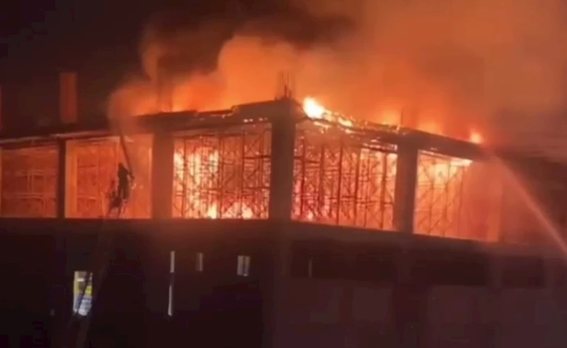 Mersin OSB’de fabrika yangını
