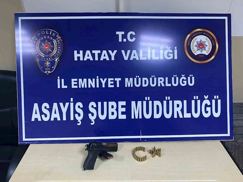 8 yıl hapis cezasıyla aranan şahsın üzerinden silah ve fişek çıktı
