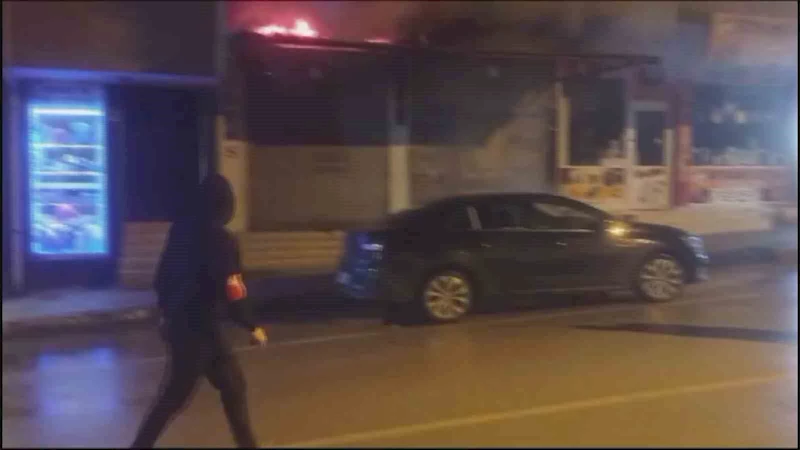 Markette yangın paniği
