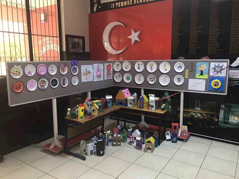 Öğrencilerden “Atıktan Sanata Süreç” sergisi
