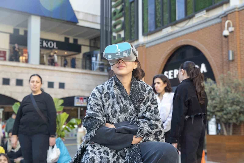 Sanal gözlükle Mersin’i keşfettiler
